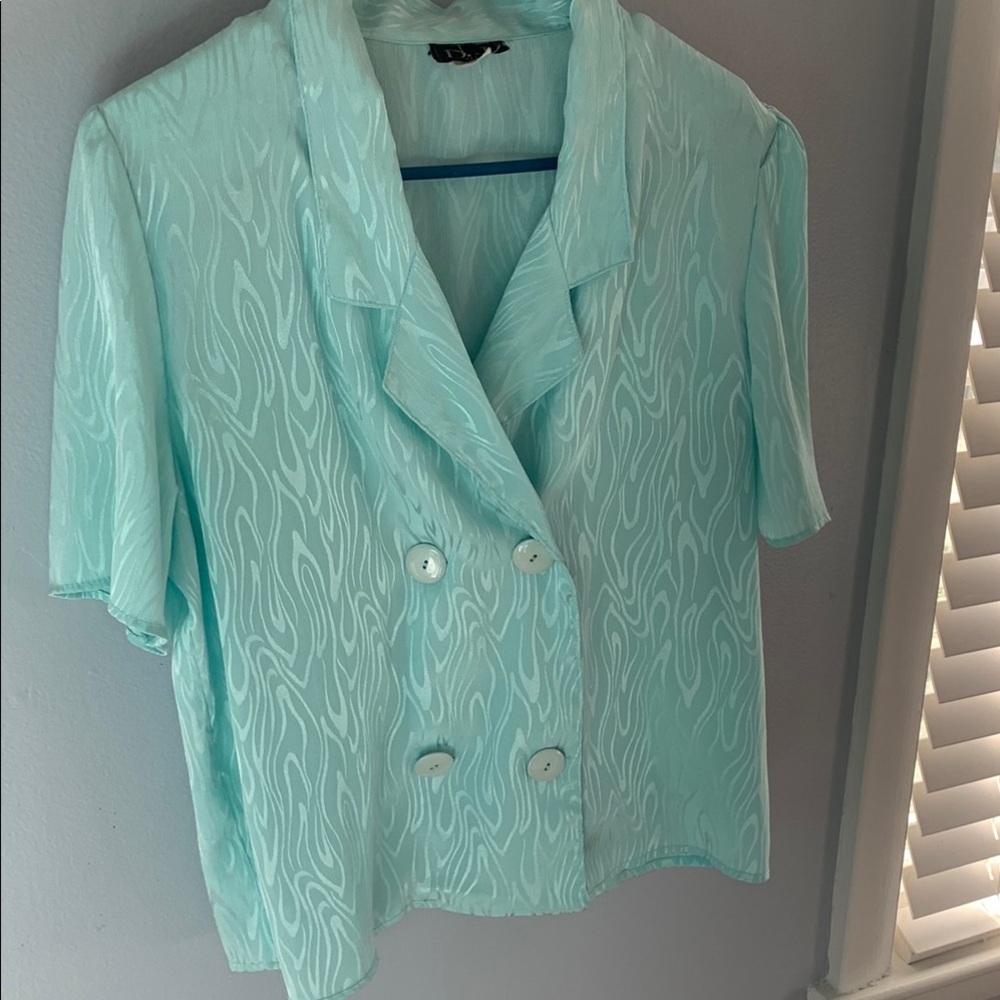 Green Boxy Short Sleeve Button Down Blouse